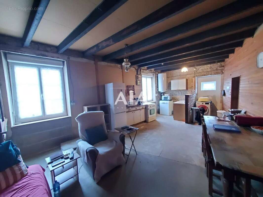 Maison à VILLEFAGNAN