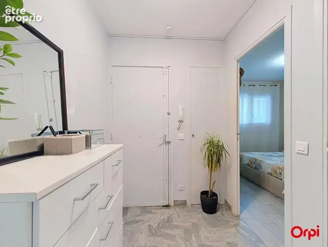 Menton, quartier vallee de gorbio : 2 pieces de 41 m2 avec parking, cave - photo 8