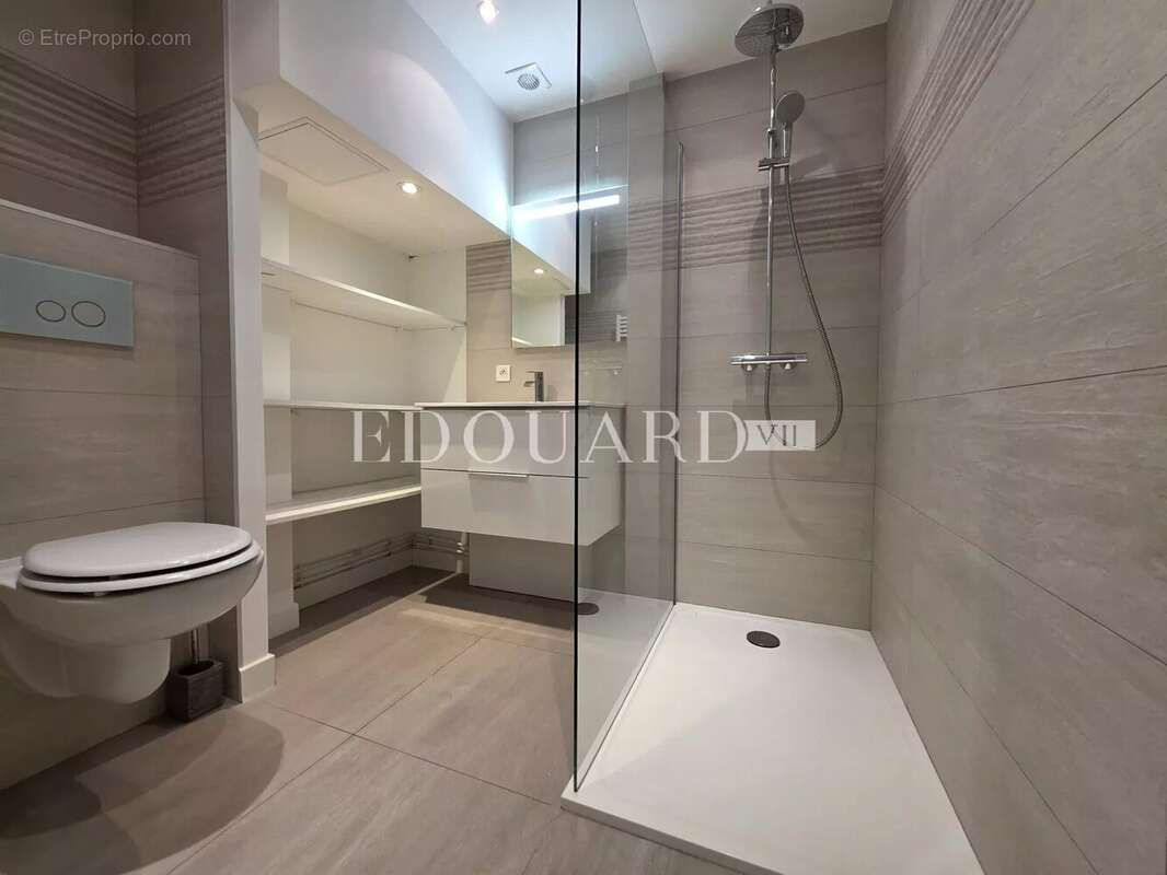 Appartement à ROQUEBRUNE-CAP-MARTIN