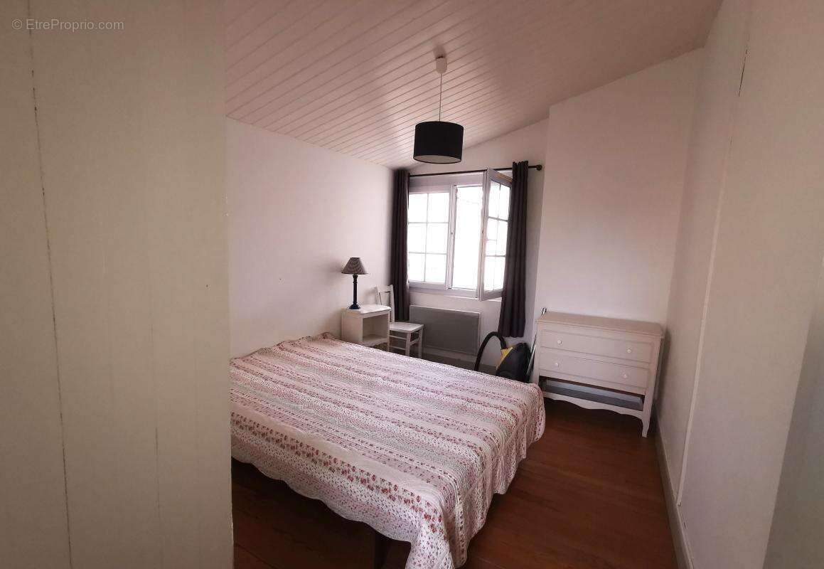 Maison à LES PORTES-EN-RE