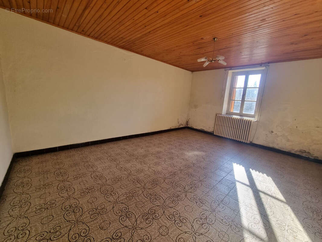 Maison 69 m² à Neuvy-Grandchamp  - photo 6