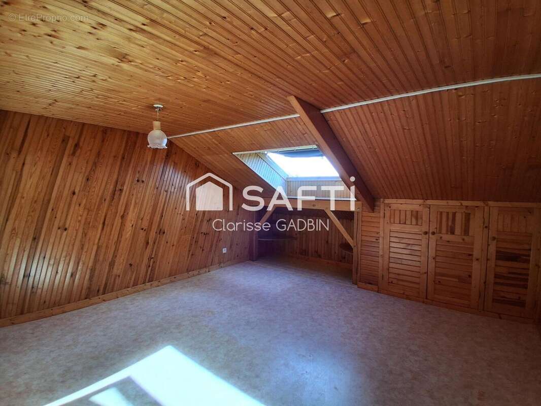 Photo 9 - Maison à COMBREE