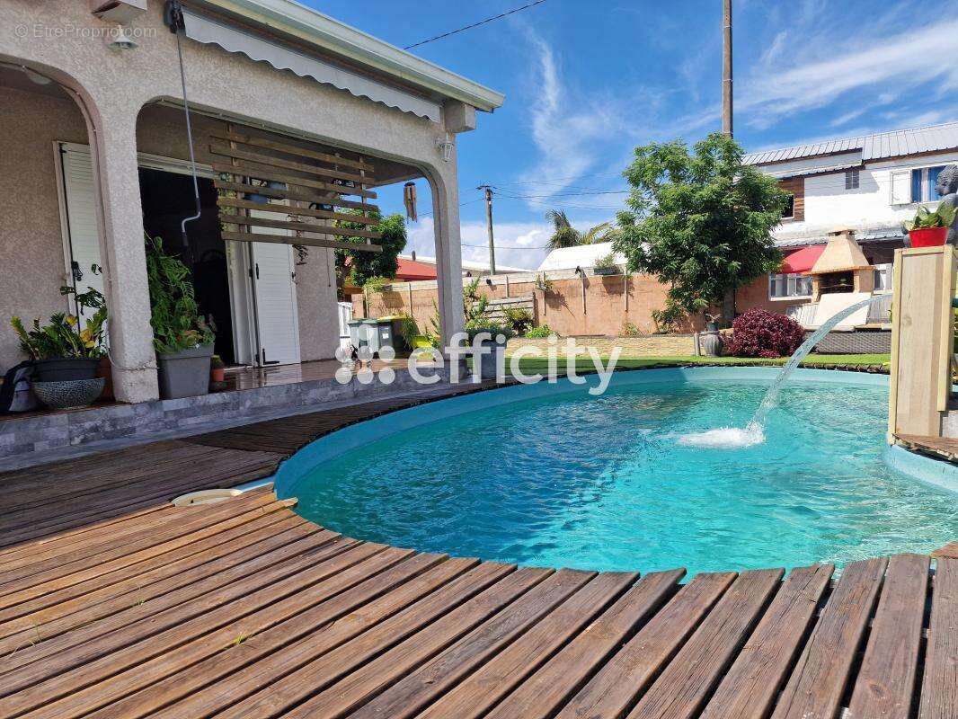 Maison à BRAS-PANON