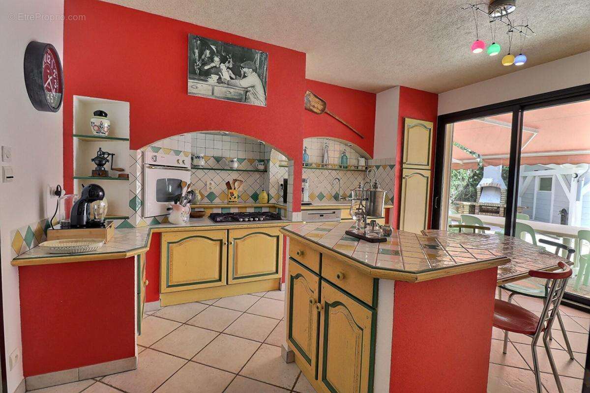 Maison à SAINT-JEOIRE-PRIEURE