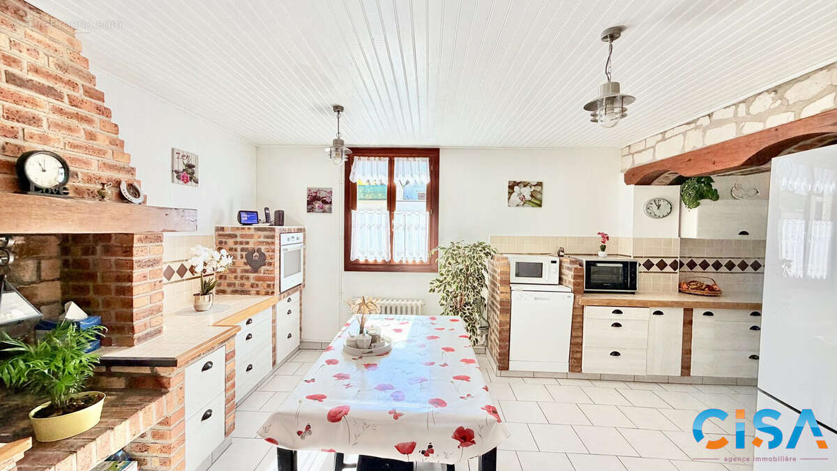 Maison à SAINT-MARTIN-LONGUEAU