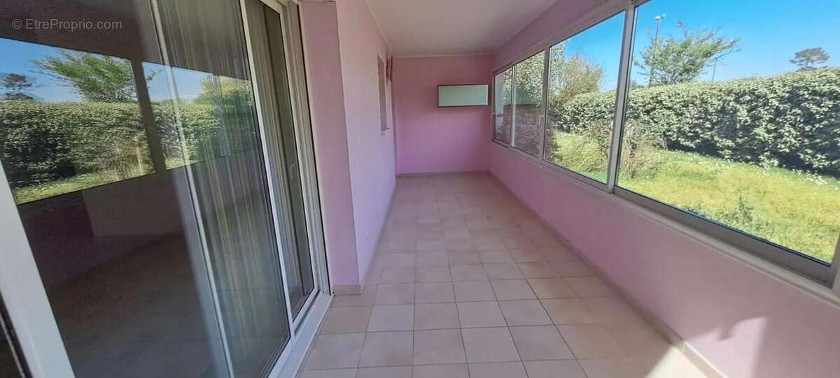 Maison à ARENGOSSE