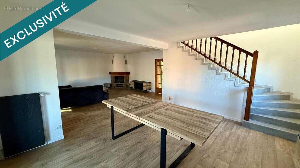 Photo 2 - Appartement à NEUVES-MAISONS