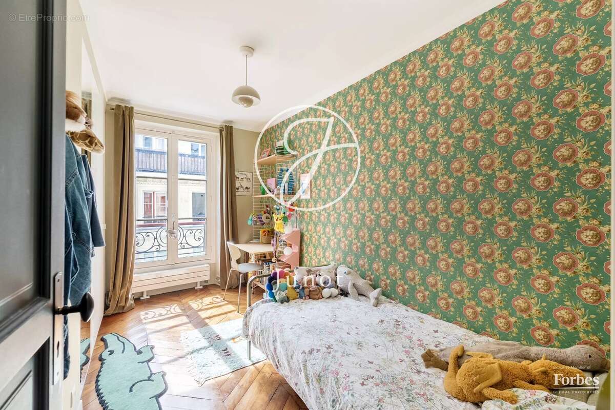 Paris 9e - SAINT-GEORGES - Appartement - 117,68m² Carrez - 6 pièces - Charme de l'ancien - photo 14