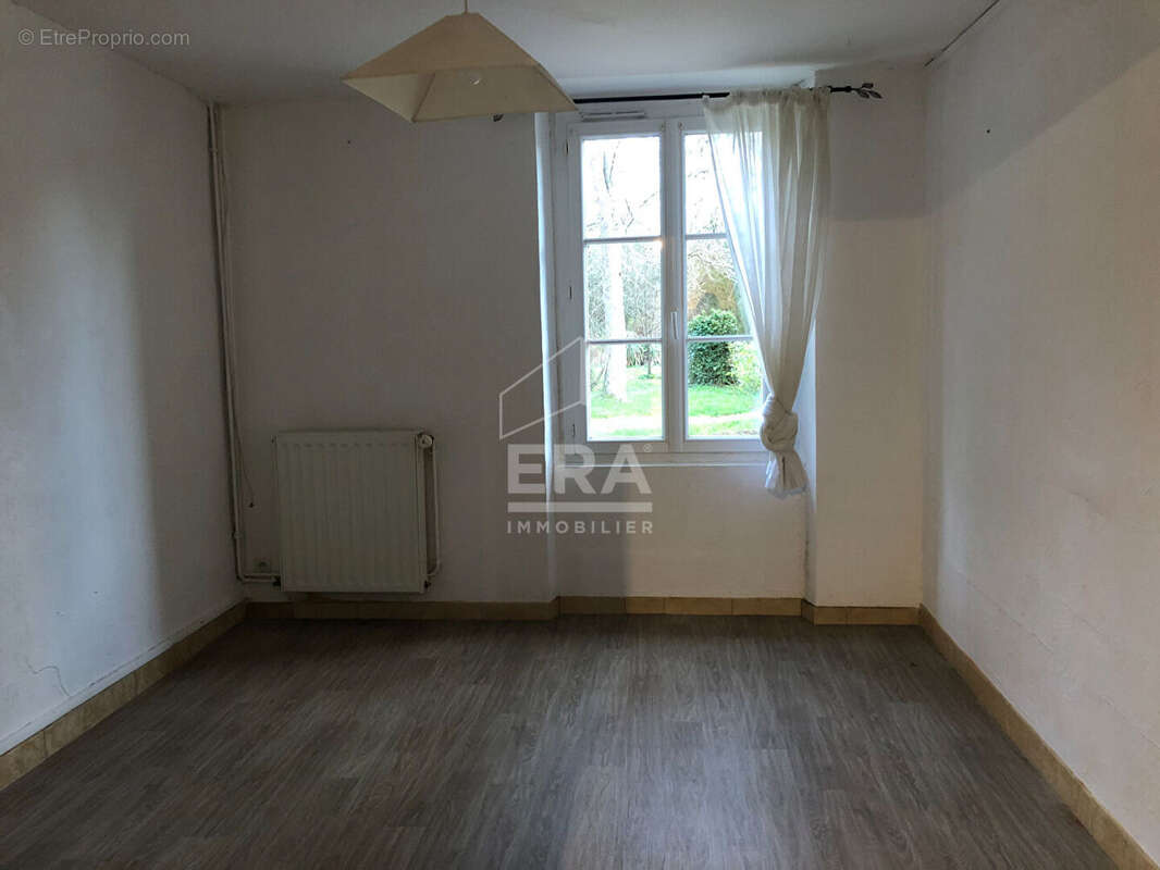 Maison 75m² à mâron - photo 10