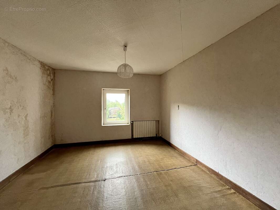 Maison à RAON-L&#039;ETAPE