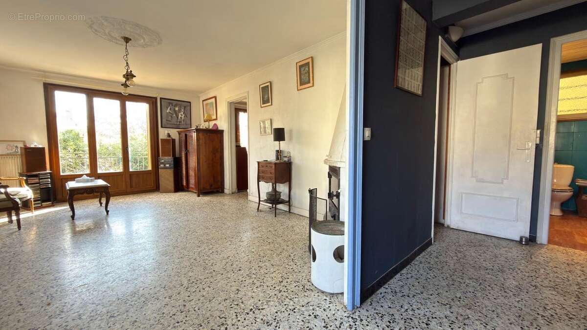 Maison à NEUILLY-PLAISANCE