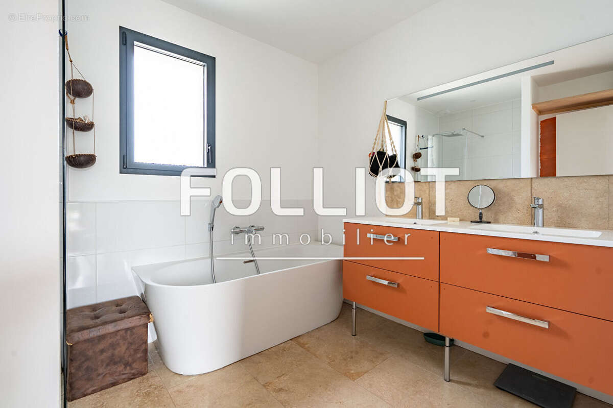 Maison à BARNEVILLE-CARTERET