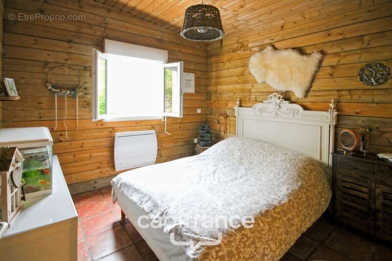 Proche SAINT-QUENTIN (02) : terrain de loisir 3200 m² au bord de l’Oise avec Chalet et potentiel locatif - photo 11
