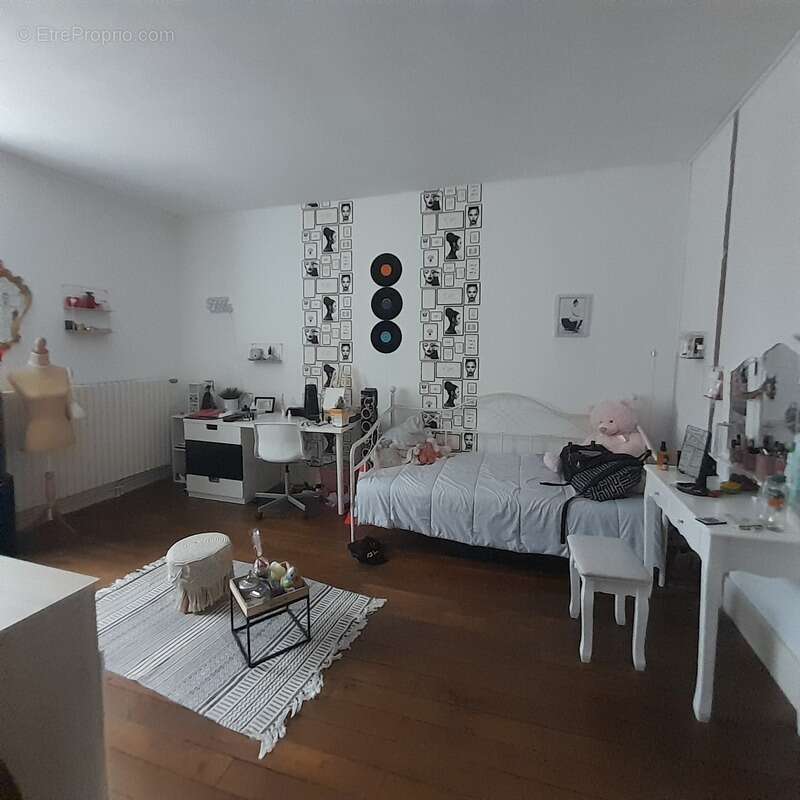 Maison à SAINT-MARCEL