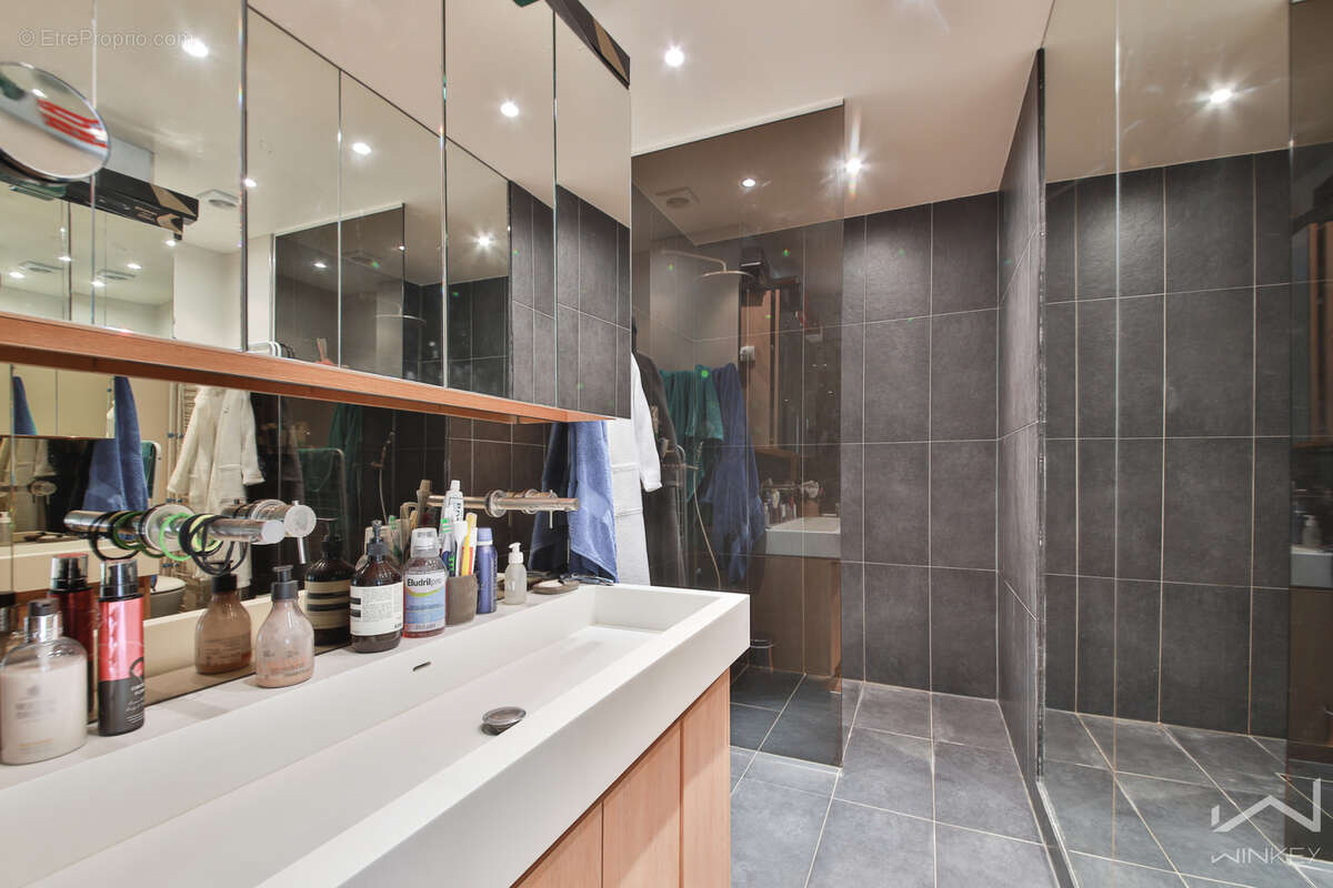 Neuilly-sur-Seine — Quartier Chézy — Rare 3 chambres de 106 m2 dans un écrin de verdure - photo 8