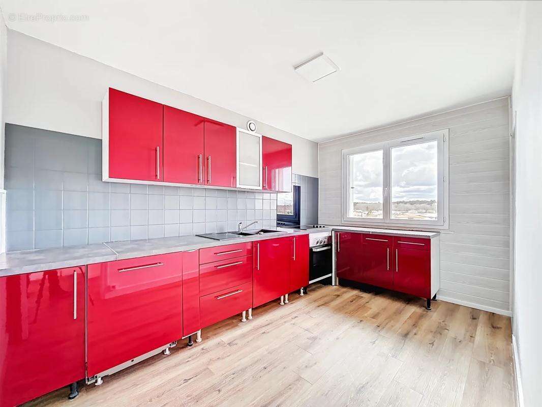 Appartement à SAINT-MEDARD-EN-JALLES