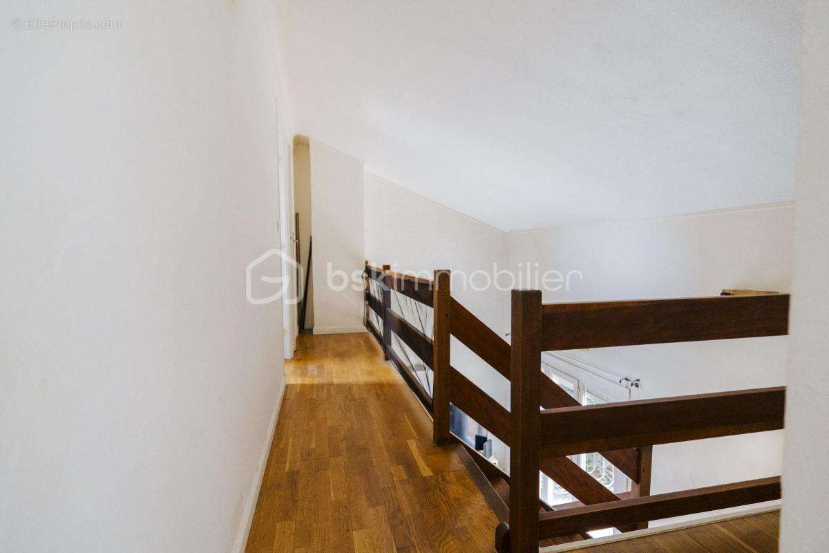 Maison à PEYRESTORTES