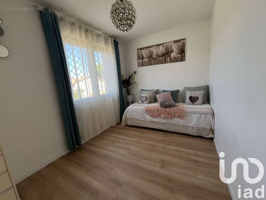 Photo 8 - Maison à BAGNOLS-SUR-CEZE