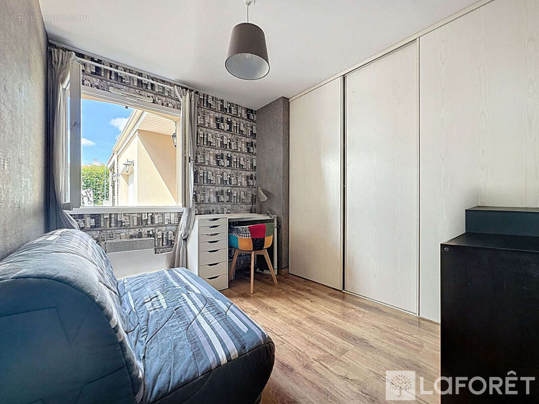 Maison à MONTREVAULT