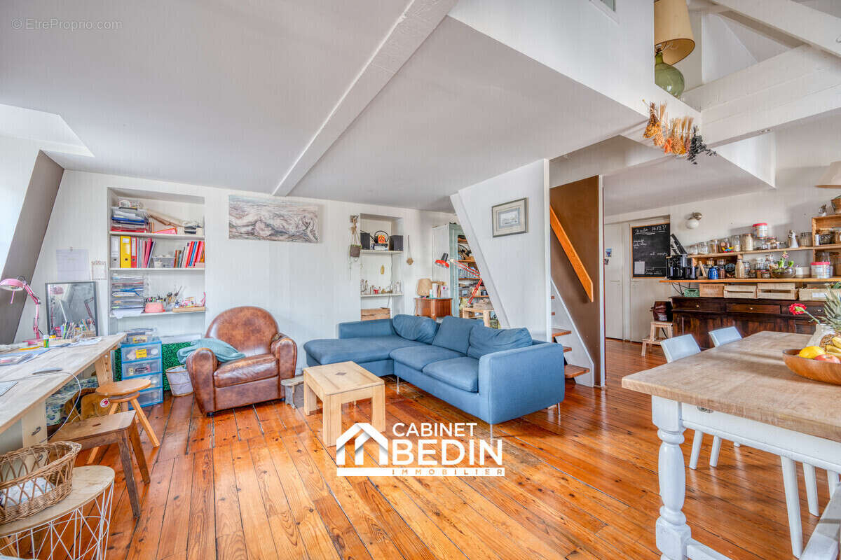 Appartement à BORDEAUX