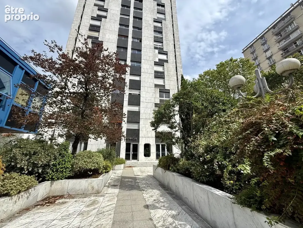 Paris 12e – 60 m² entièrement refait à neuf, balcon sud-est,  sur-mesure & domotique - photo 9