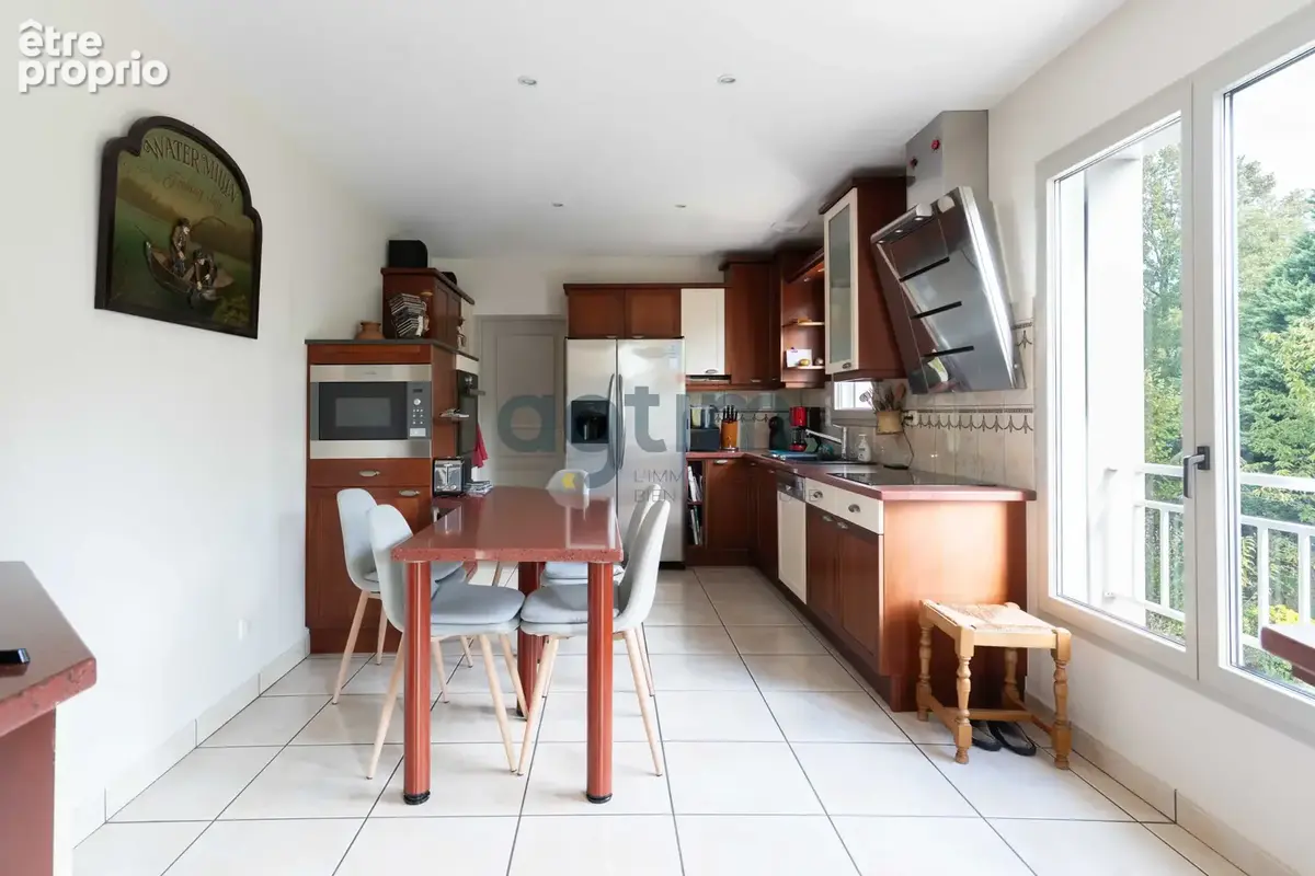 Montaigu, maison 134m2 habitables, 4 chambres, terrain 1400m2, accès rivière - photo 10