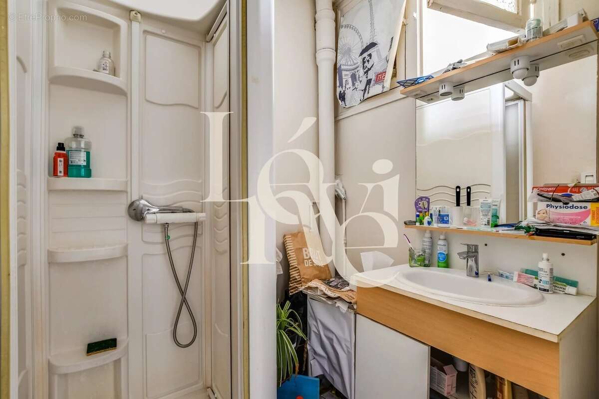 Appartement à PARIS-12E
