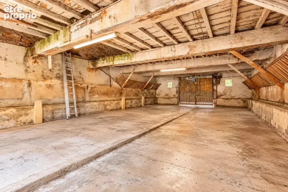 Propriete à vendre 5 pièces VILLEFRANCHE SUR SAONE (69) - photo 12