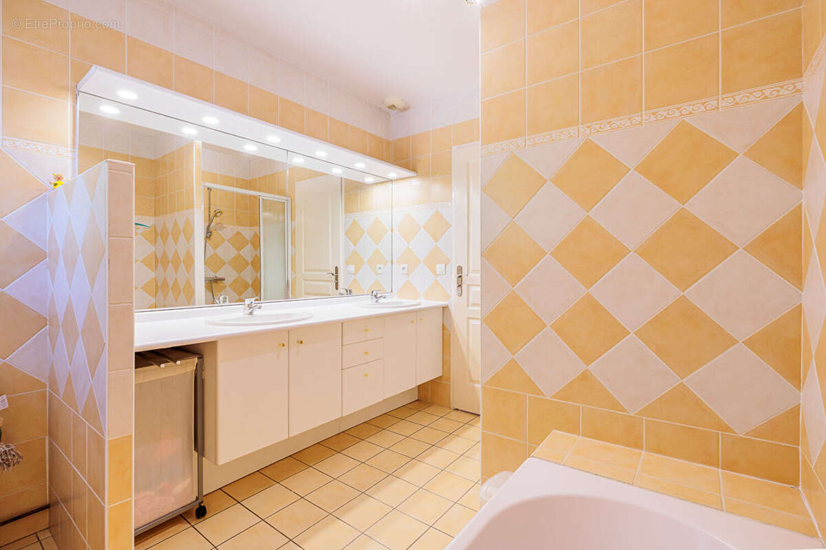 Villa Villeneuve Tolosane 5 pièce(s) 195 m2 - photo 15