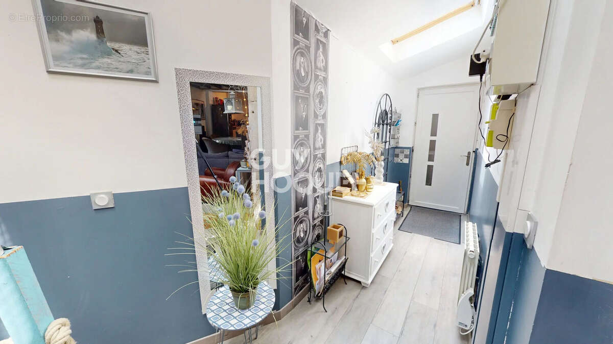 Maison de ville 97 m2 centre ville - photo 4