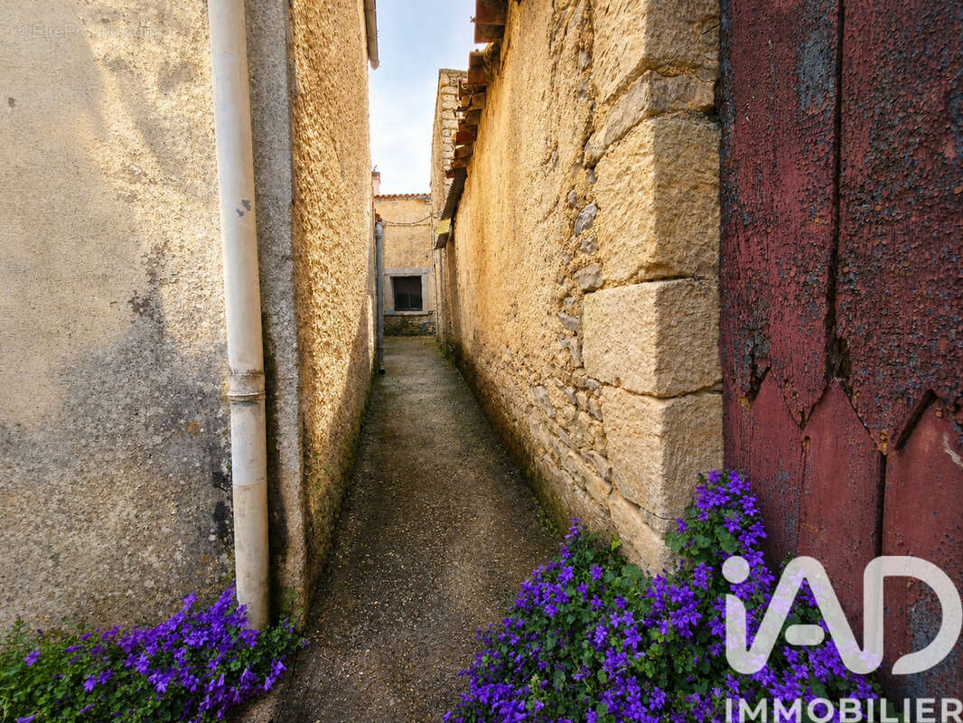 Photo 8 - Maison à SAINT-JEAN-DE-LIVERSAY