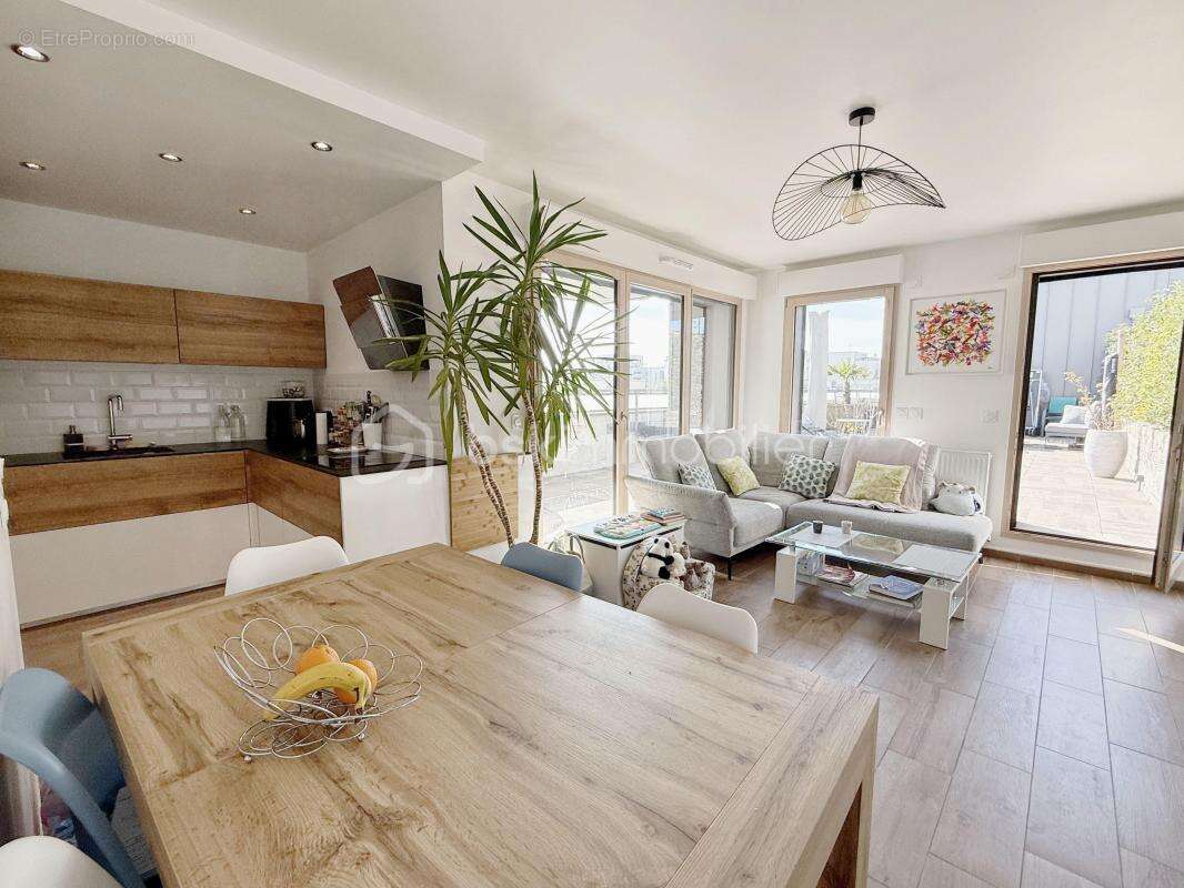 Appartement à LYON-8E