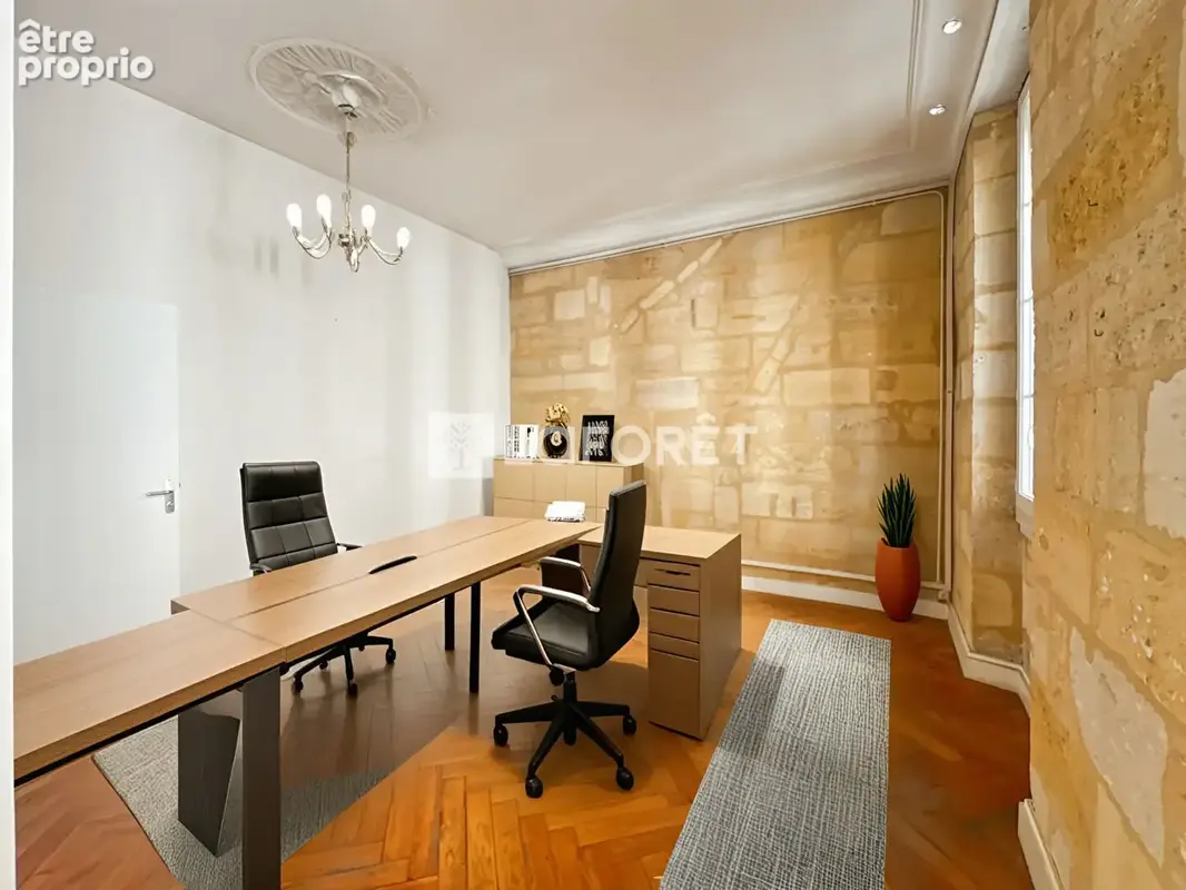 Local professionnel - 4 Bureaux 96.50 m² - photo 4