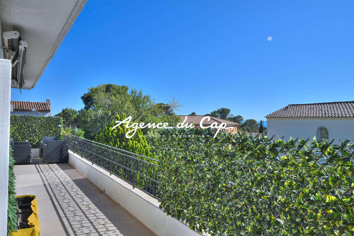 Appartement à SAINT-RAPHAEL