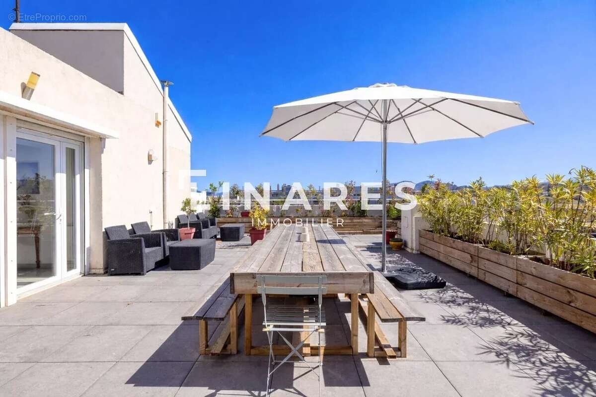 Appartement à MARSEILLE-8E