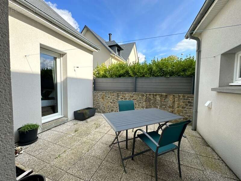 Maison à GOUVILLE-SUR-MER