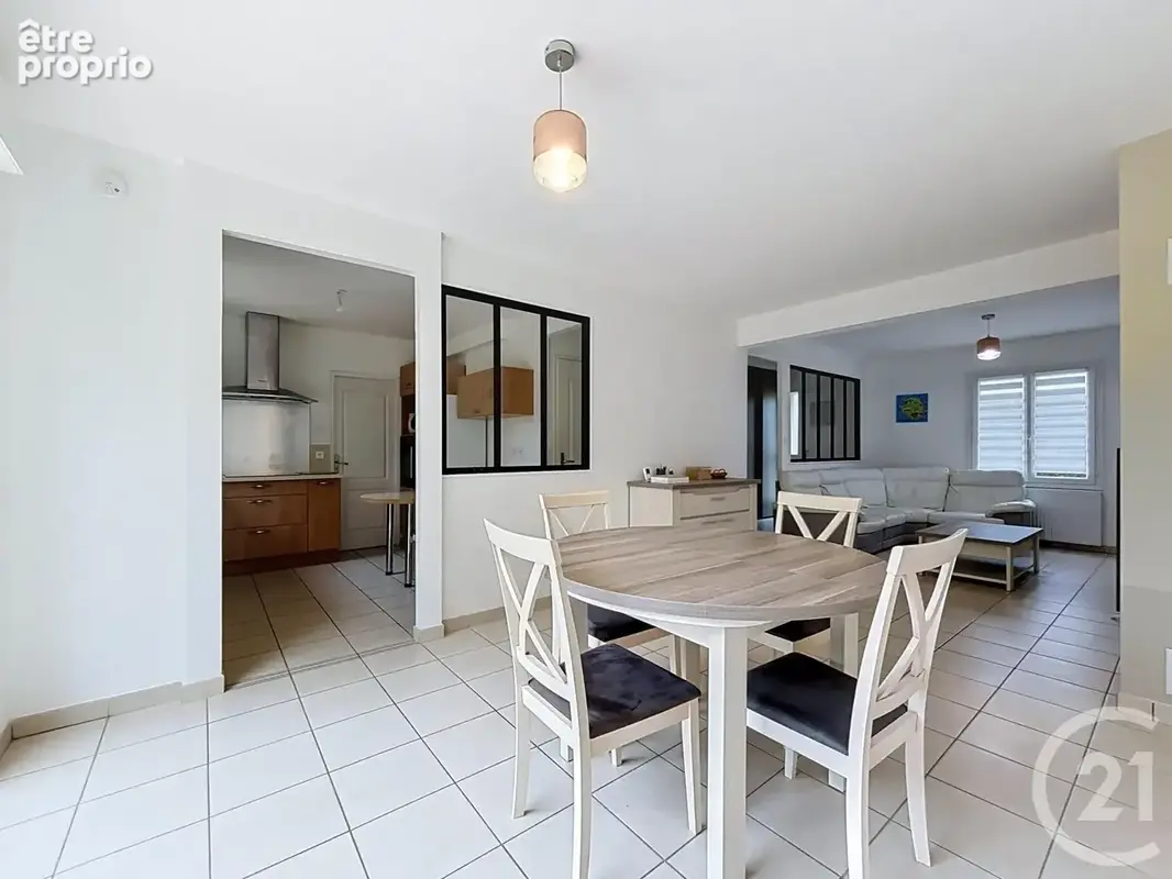 Maison 7 pièces 135 m² à vendre à Chartres (28000) - photo 3