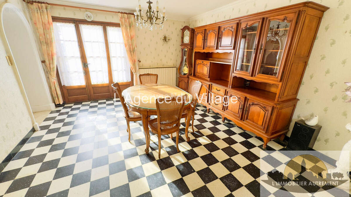 Maison à CHAUMONT-EN-VEXIN