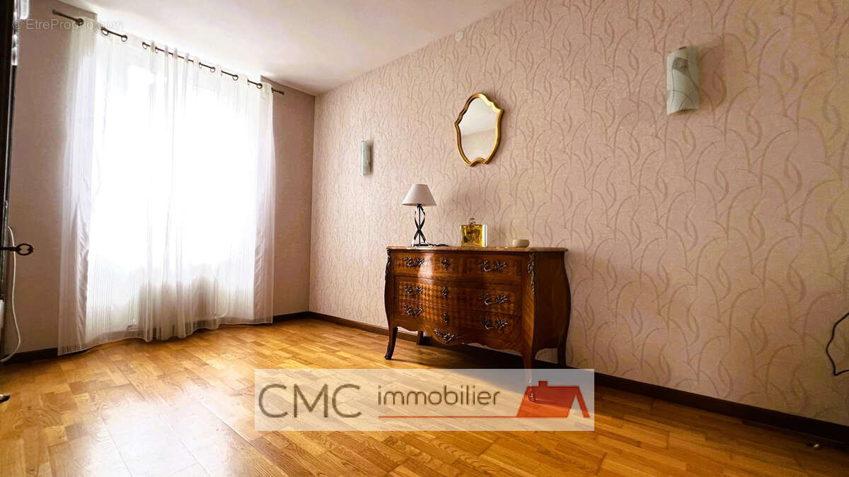 Maison 143 m² à Ymonville  - photo 10