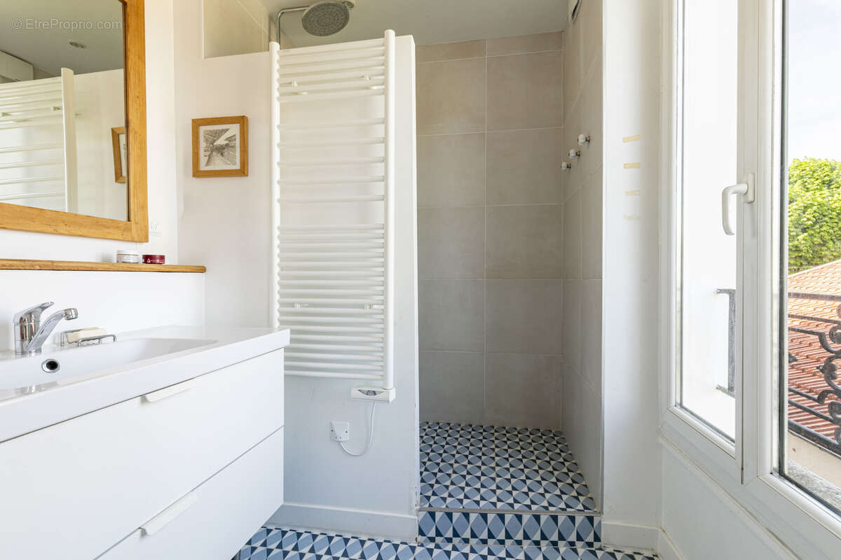 Maison - Saint-Germain-en-Laye - 140 m2 - 6 pièces - photo 9