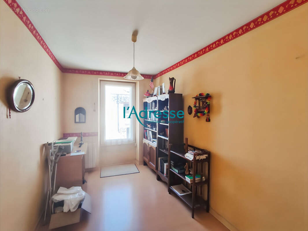 Maison Saint Laurent Des Autels 4 pièce(s) 134 m2 - photo 6