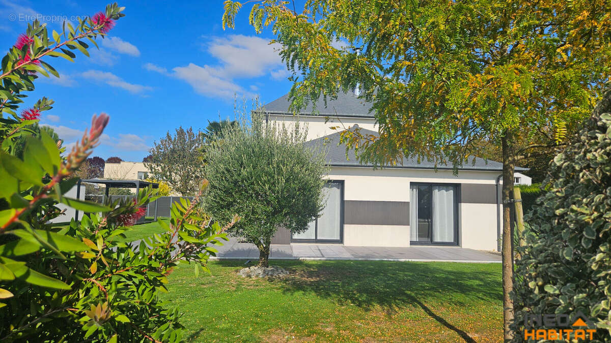 Maison à LA MEZIERE