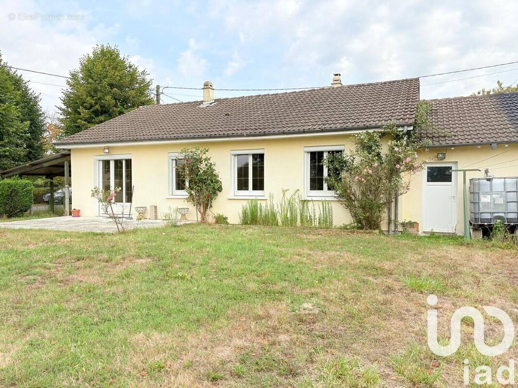 Maison 89 m² à Torteron  - photo 1