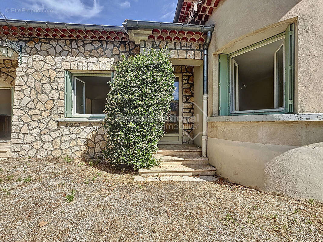 Maison à CHEVAL-BLANC