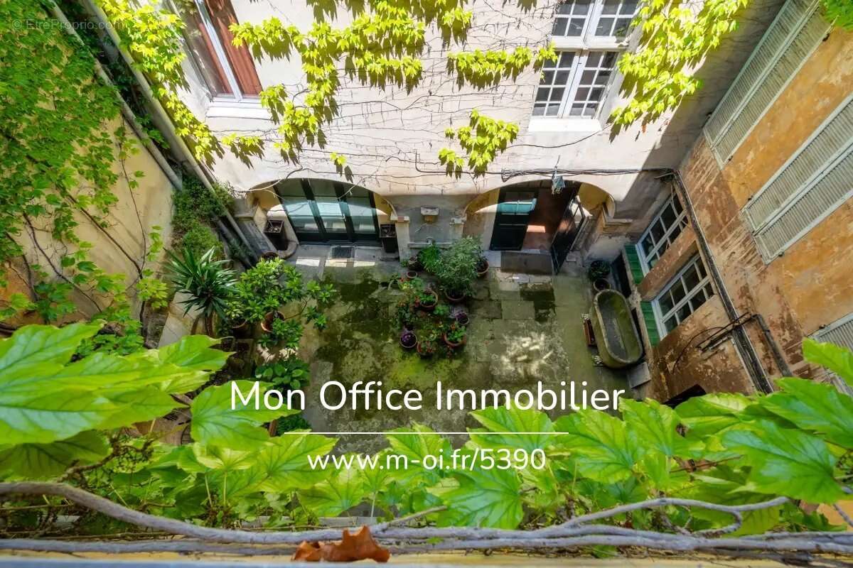 Appartement à AIX-EN-PROVENCE
