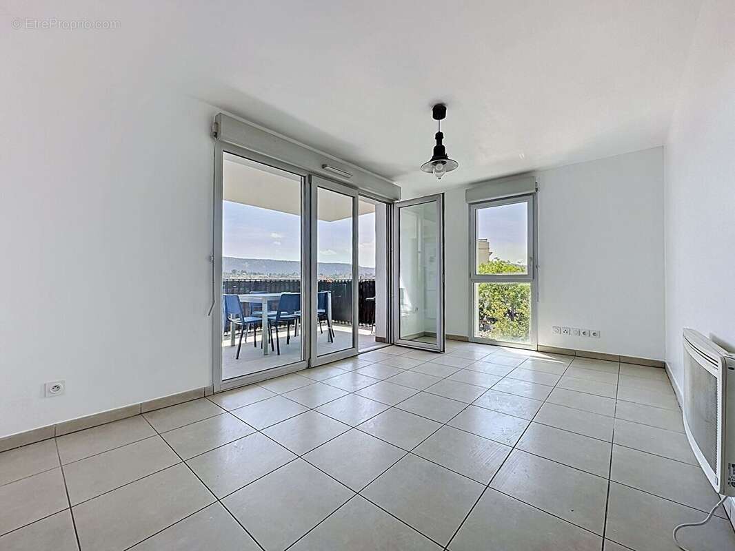 Appartement à AUBAGNE