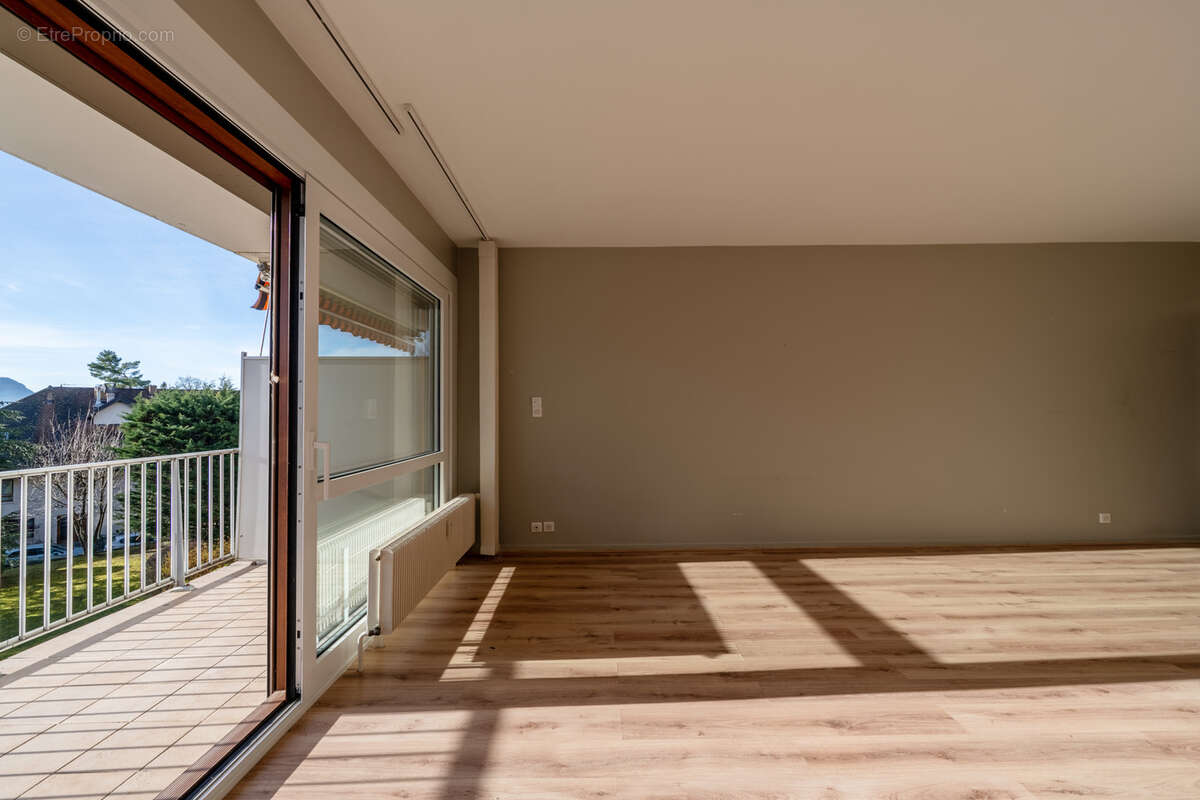 Appartement à ANNECY-LE-VIEUX