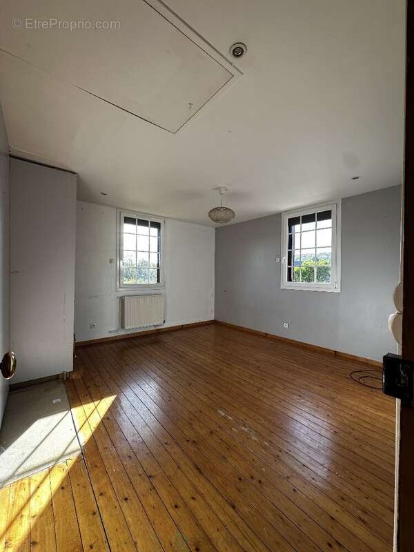 Maison à CONDE-SUR-RISLE