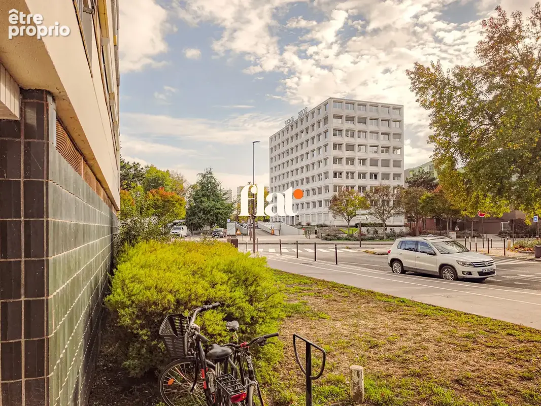 T4 81 m2   île de nantes / vincent-gâche   t4, double séjour et possibilité 3 chambres - photo 37