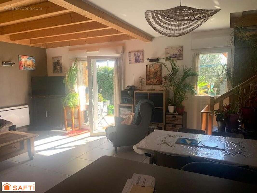 Photo 3 - Maison à CHINDRIEUX